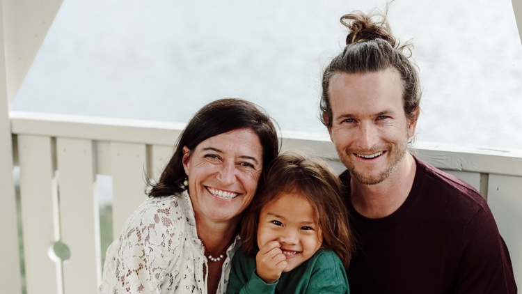 Dustin & Erin; Family ID: 1103088 Banner Image