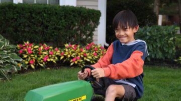 Helping Nam & Cessie Thrive Banner Image
